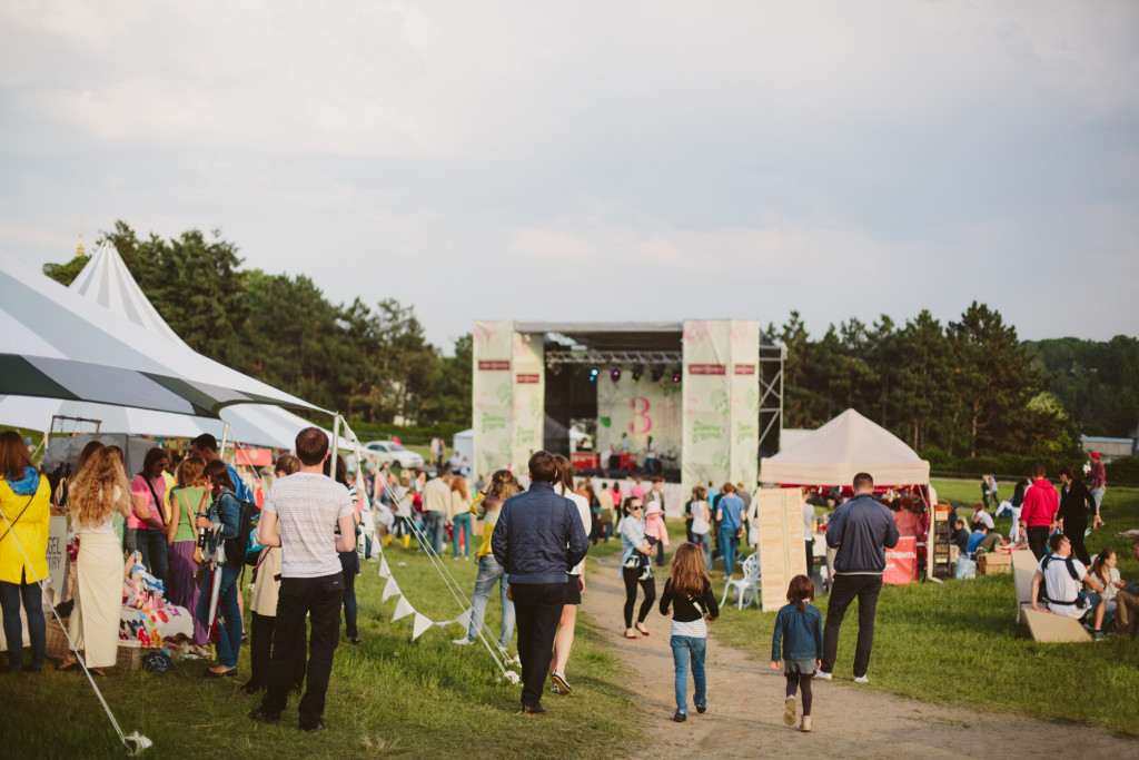 wide shot of an open ground youth event